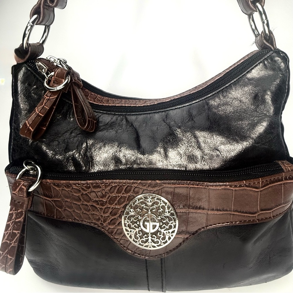 GIANI BERNINI Black Leather w/Brown  Faux Alligator Classic Style Shoulder Bag